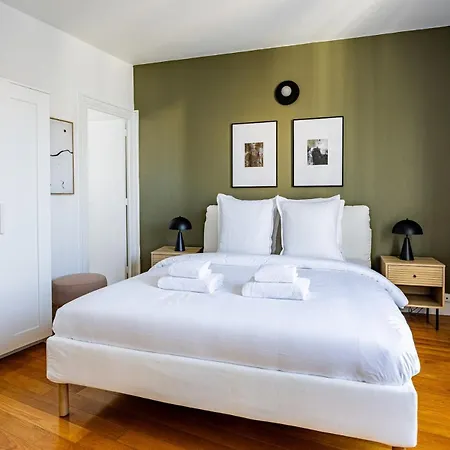 1 Bedroom # 14 # Alesia * Parigi